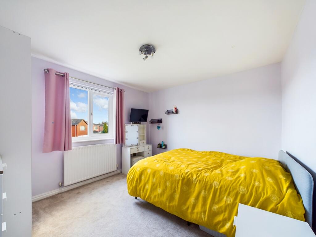 CAM02195G0-PR0056-STILL017