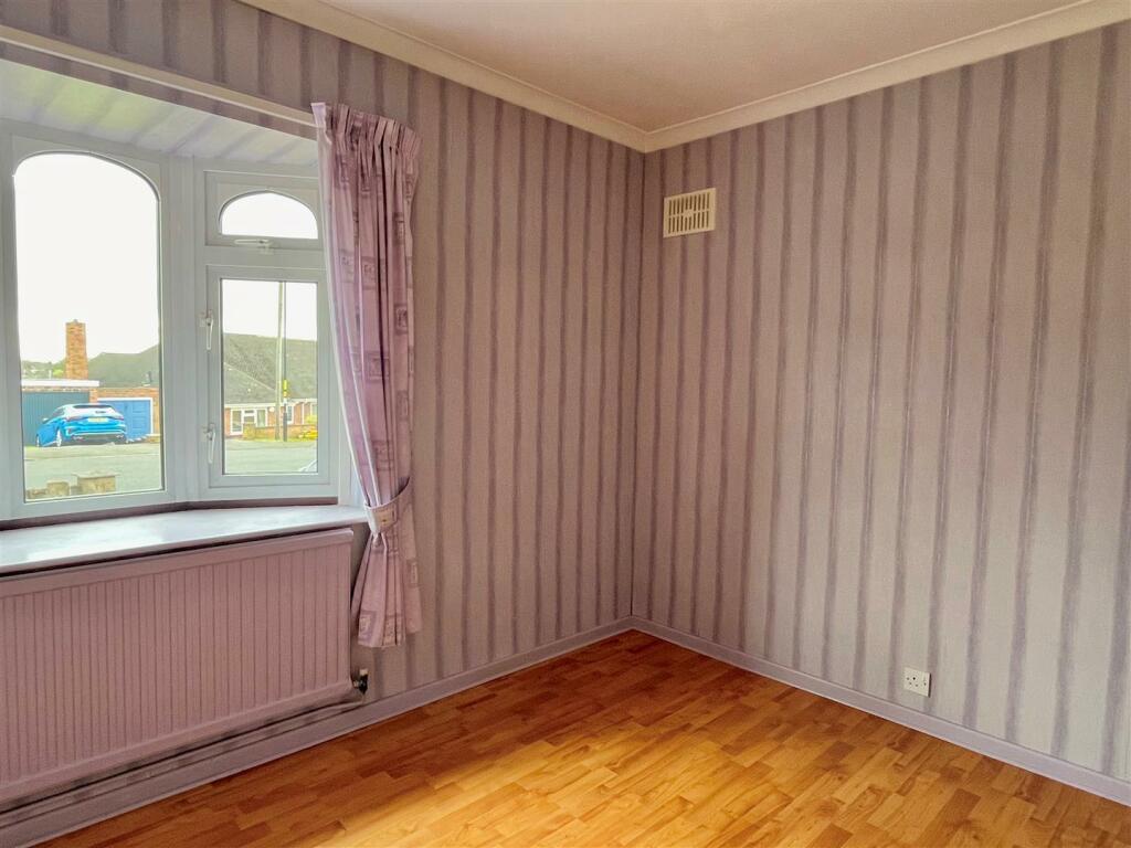 Bedroom 3 or Study.jpg