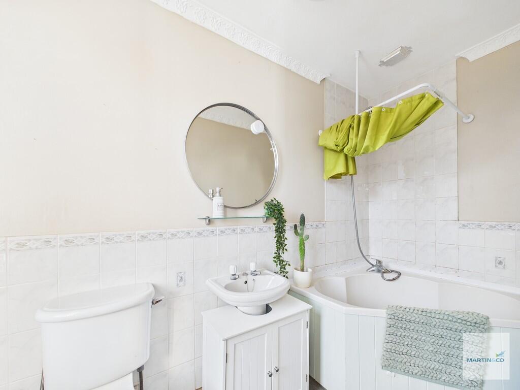 CAM03394G0-PR0373...