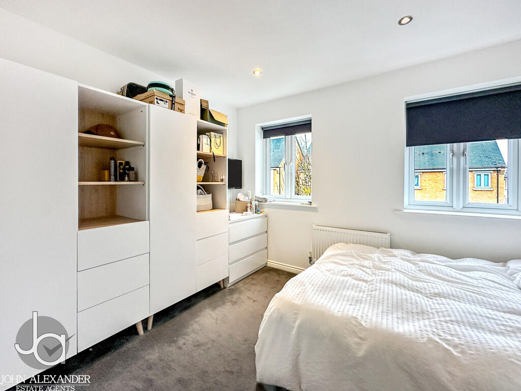 20241130_09424449...