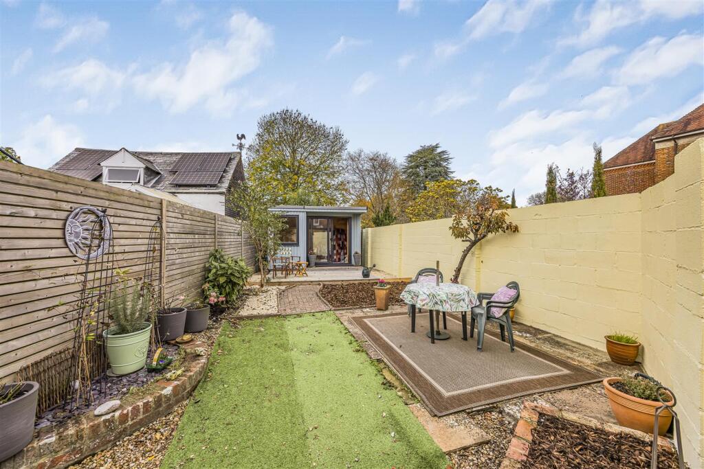 The Nook, North Street, Westbourne-PorticoMarketin