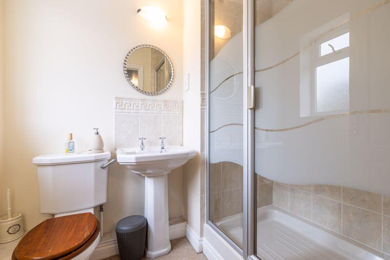 En-Suite 2
