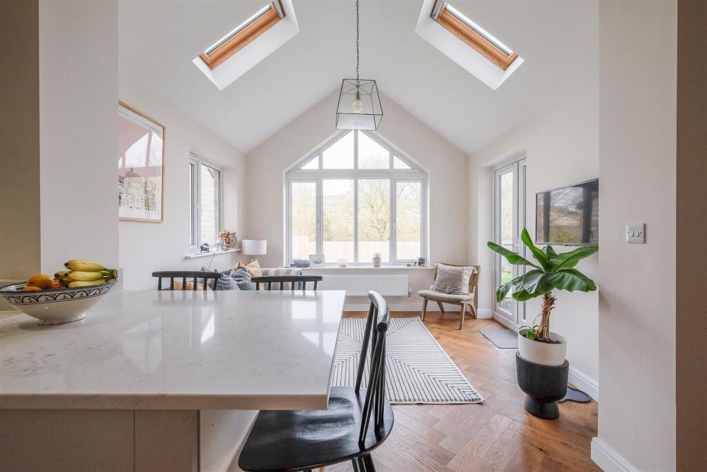 Open Plan Kitchen/Diner/Living space