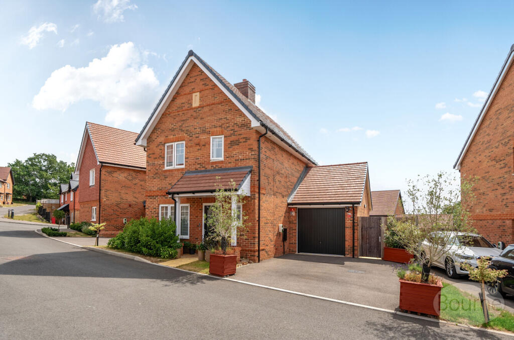 Verdun Street, Farnham, Surrey, GU9
