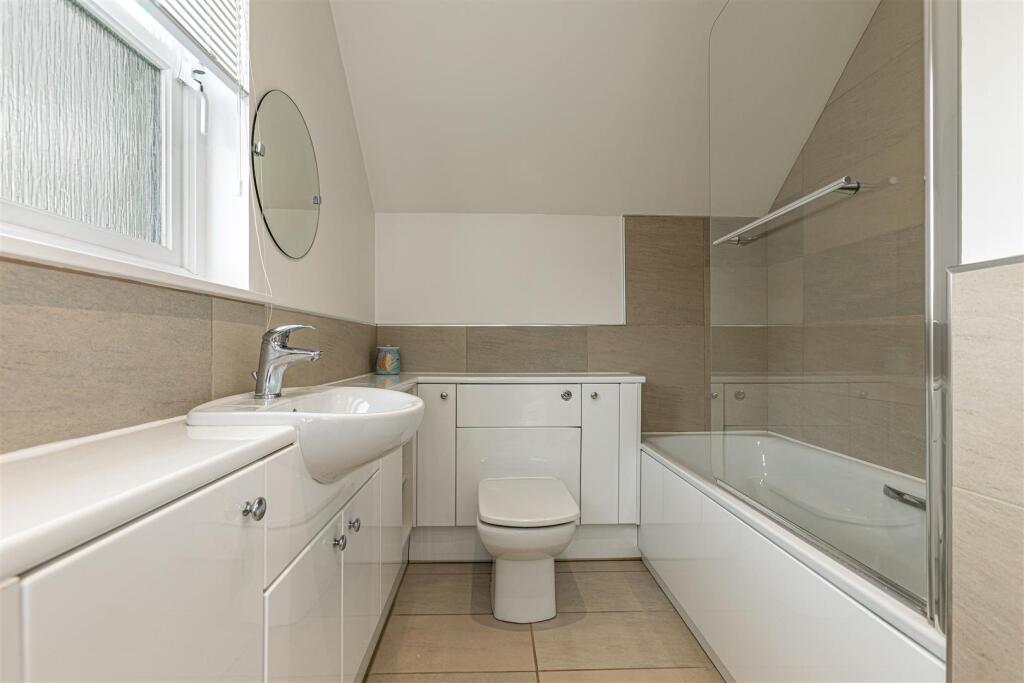 2 Waverley Gardens Darnick 23.JPG