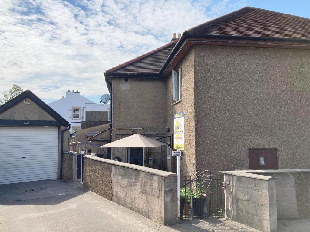 361 Lancaster Road E