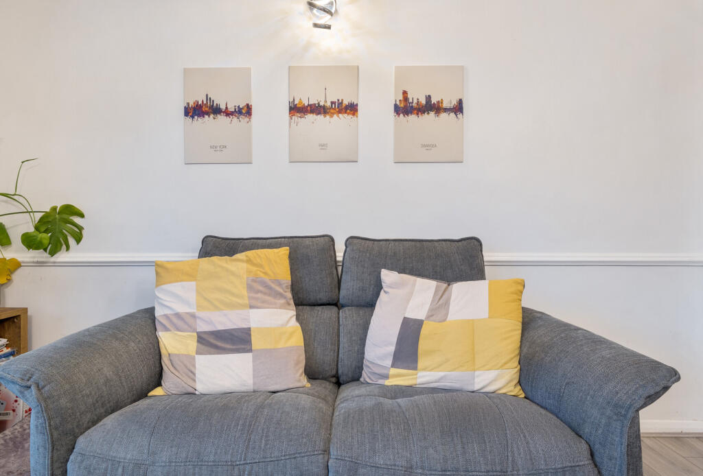 1370360-11-68f606...