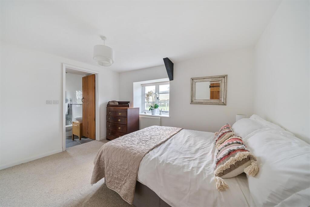 Farmhouse, Bedroom 3