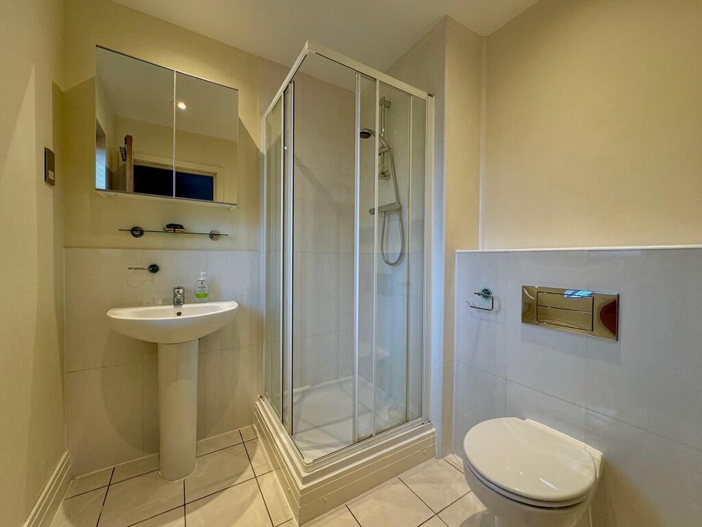 thumbnail_IMG_538...