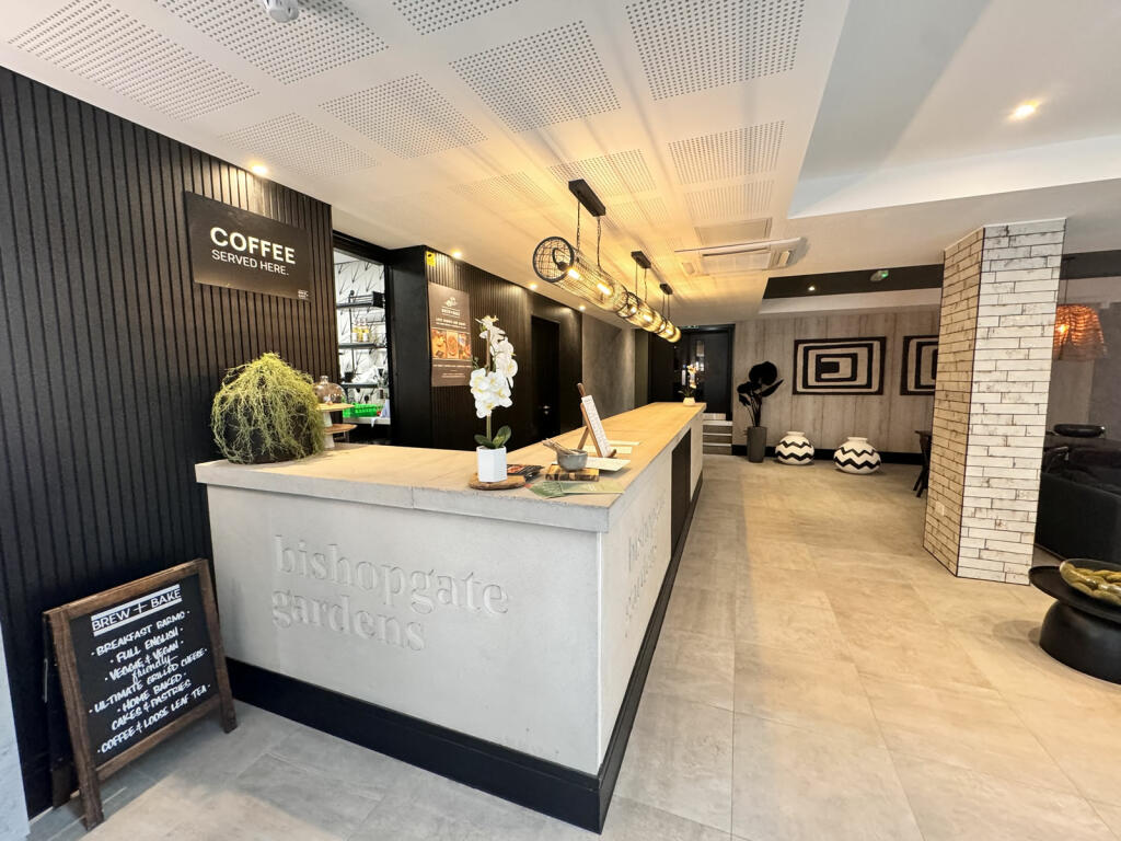 B10BISHOPGATEIMG_0439.jpg