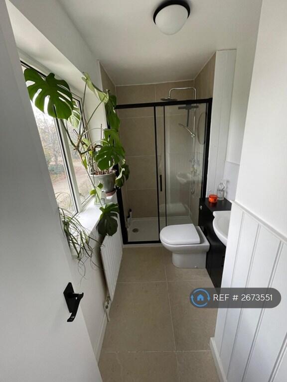 Ensuite (Bedroom 1)