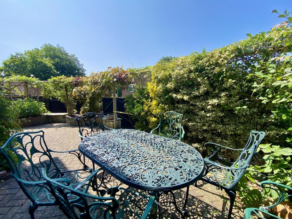 Garden Rear Terrace &amp; Table