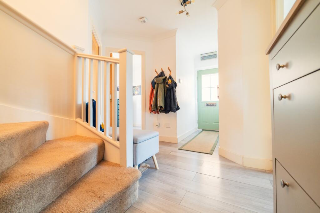 Award-winning Media team on EVERY Listing_8