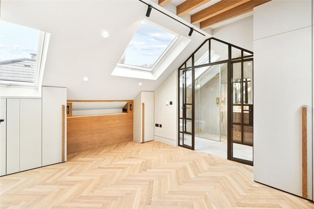 Principal Bedroom