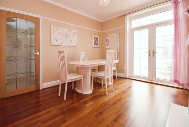 73331 32379371 IMG 17 0000 Max 656 T202502101627.jpeg