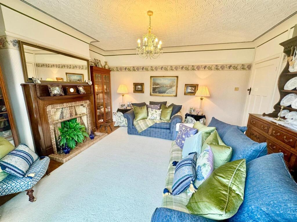 PHOTO-2024-09-12-07-25-07 (1).jpg