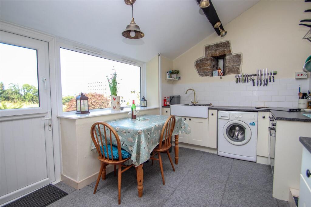 Kitchen/Breakfast Rm