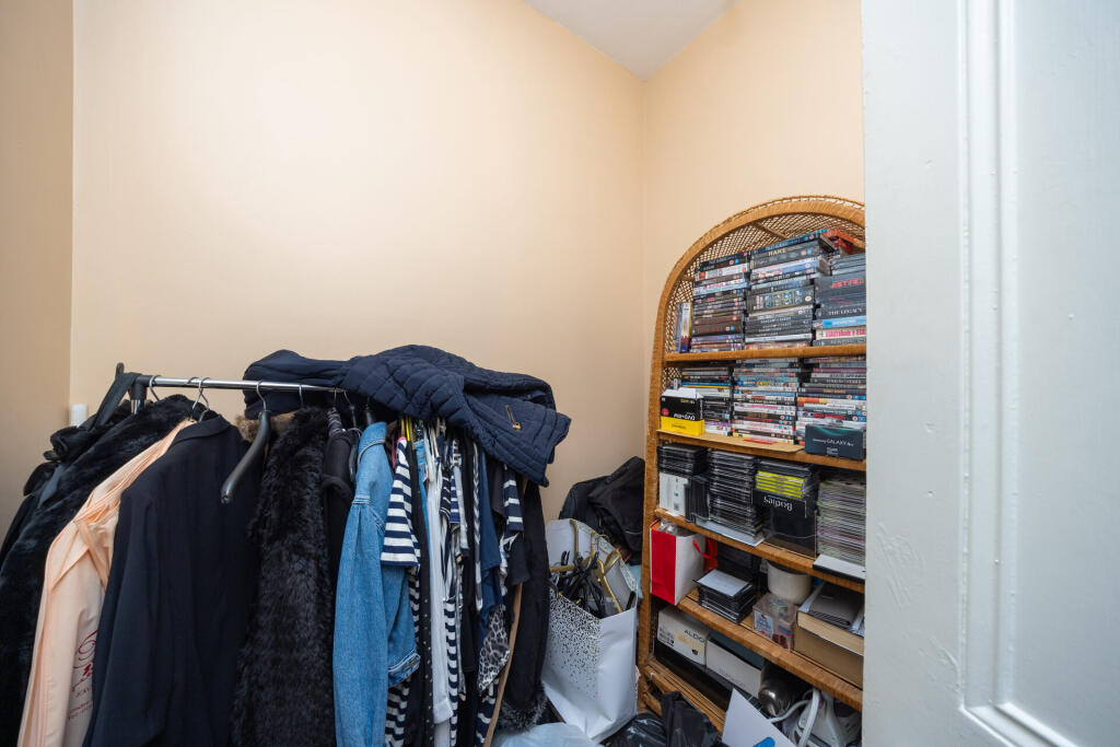 With walk in wardrobe space