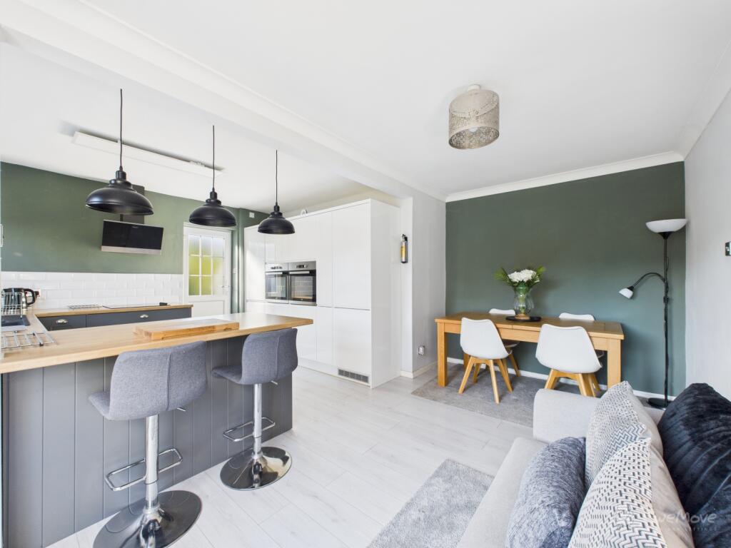 Kitchen Diner- Mark Stephens EweMove Newmarket and