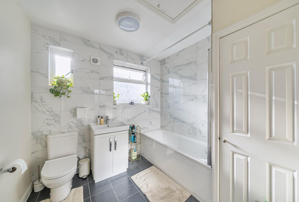 1381545-6-6915c39...