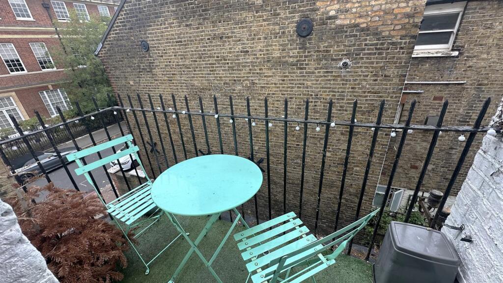 Balcony, Battersea Park Road, Eden Harper SW11