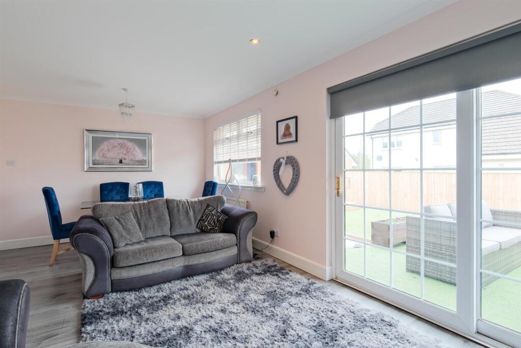 015-83 Torbothie Road Shotts, ML7 5NE.jpg