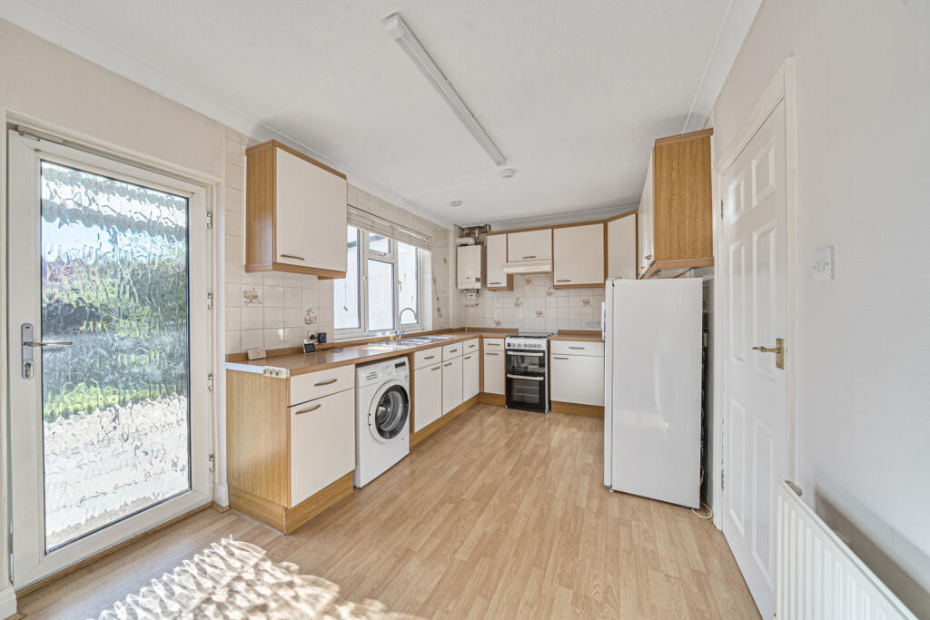 1359369-6-68d574a...