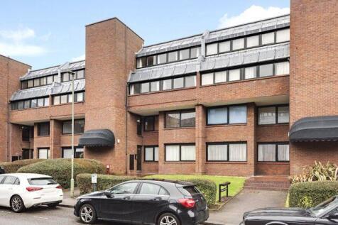 London, NW11