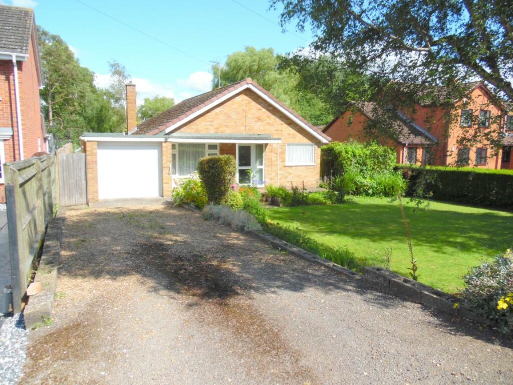 FRONT &amp; DRIVEWAY