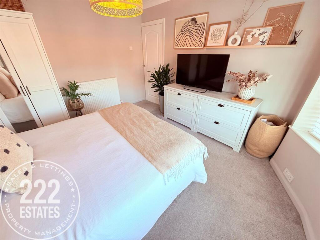 PHOTO-2025-08-15-12-54-41 (4).jpg