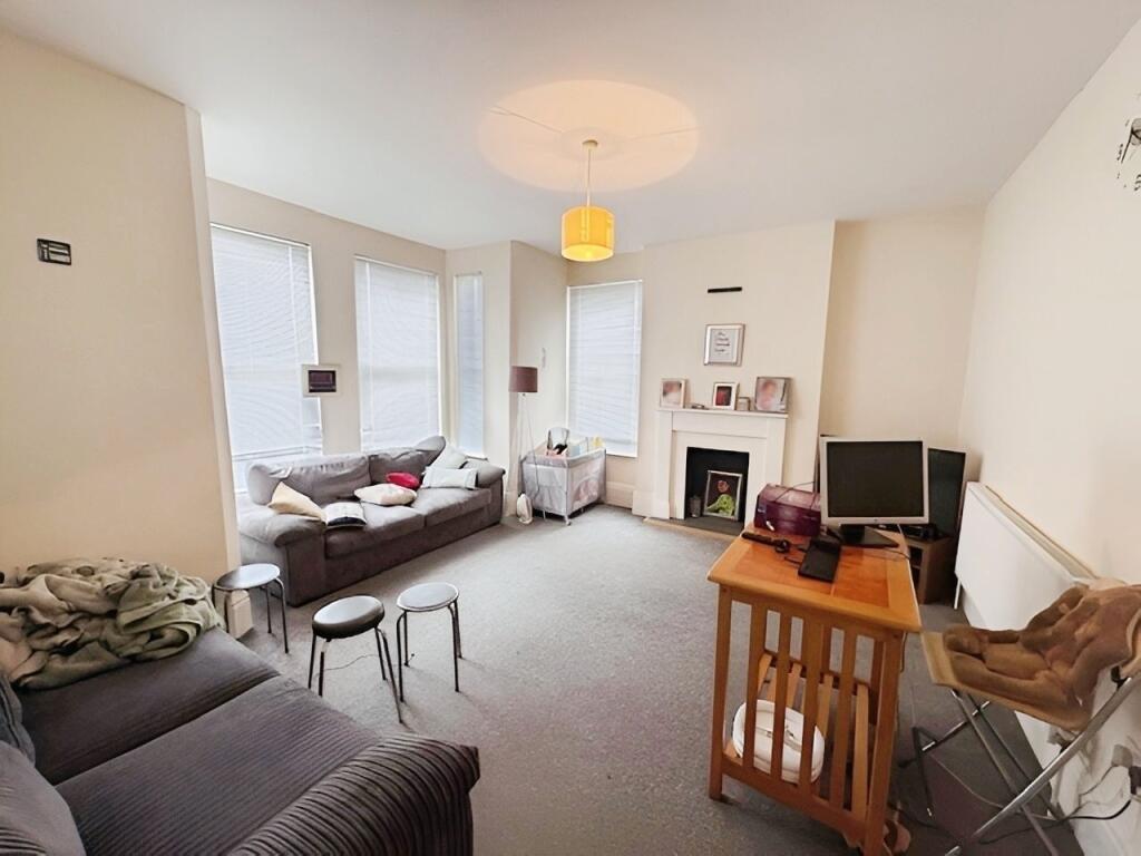 3028ec8d-Living 20ro