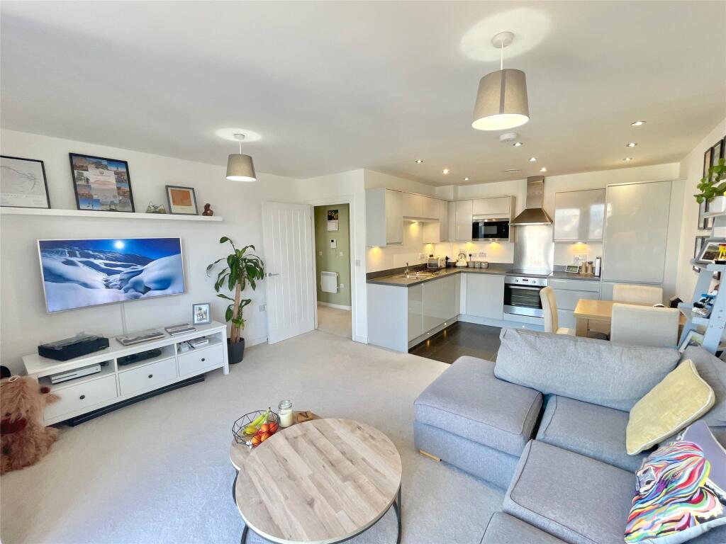 Lounge/Diner/Kitchen