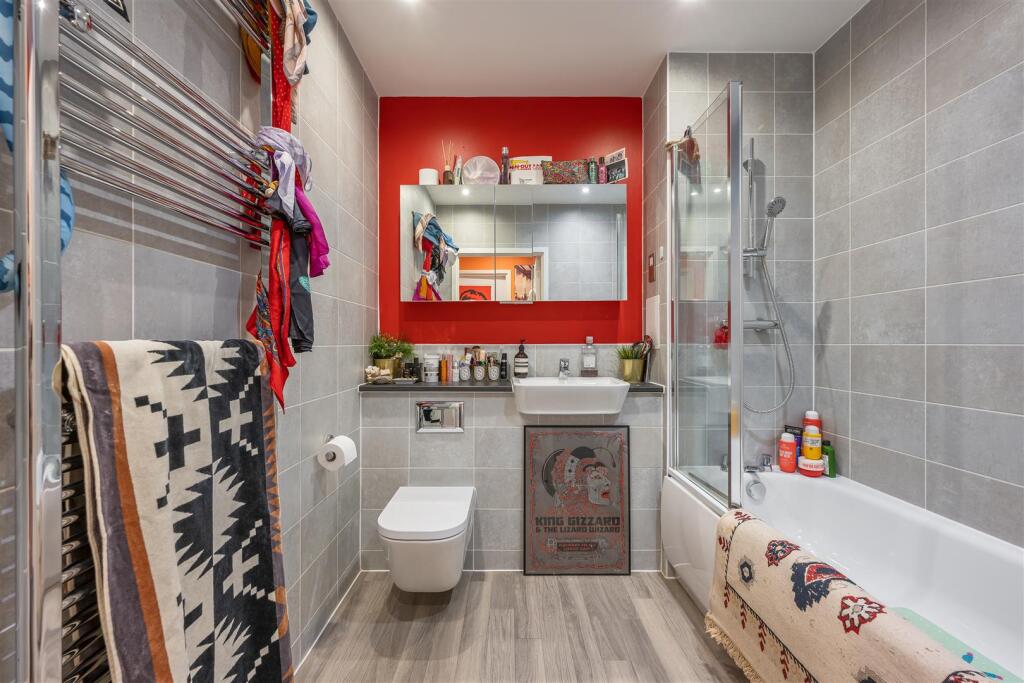 Collendale Road, E17