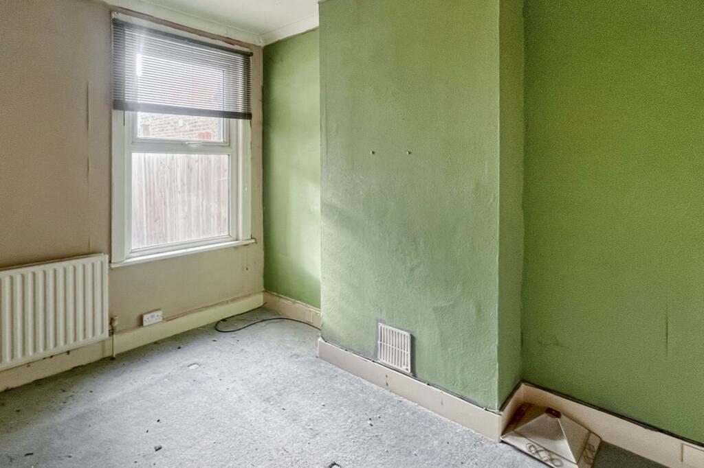 Ground Floor Flat, 15 Azof Street, Greenwich, London SE10 0EG