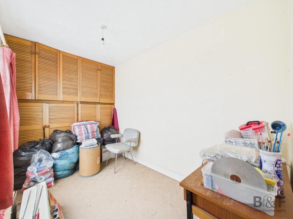 CAM01872G0-PR0515-STILL014.jpg