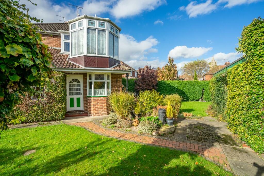 heworth hall drive (14 of 35).jpg