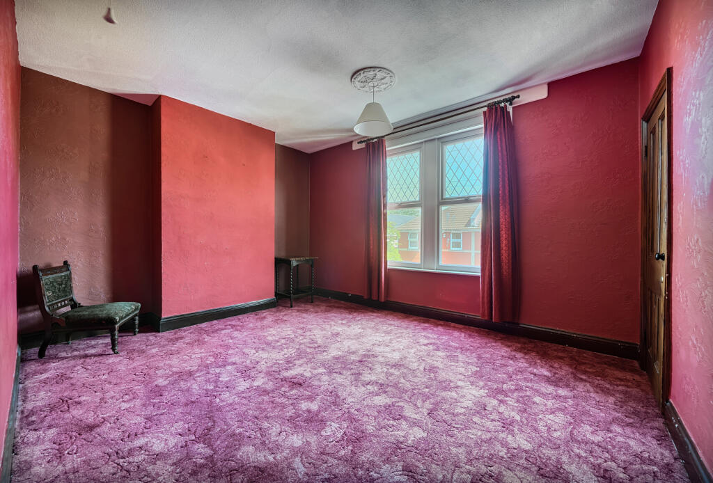 1324732-9-686d332...