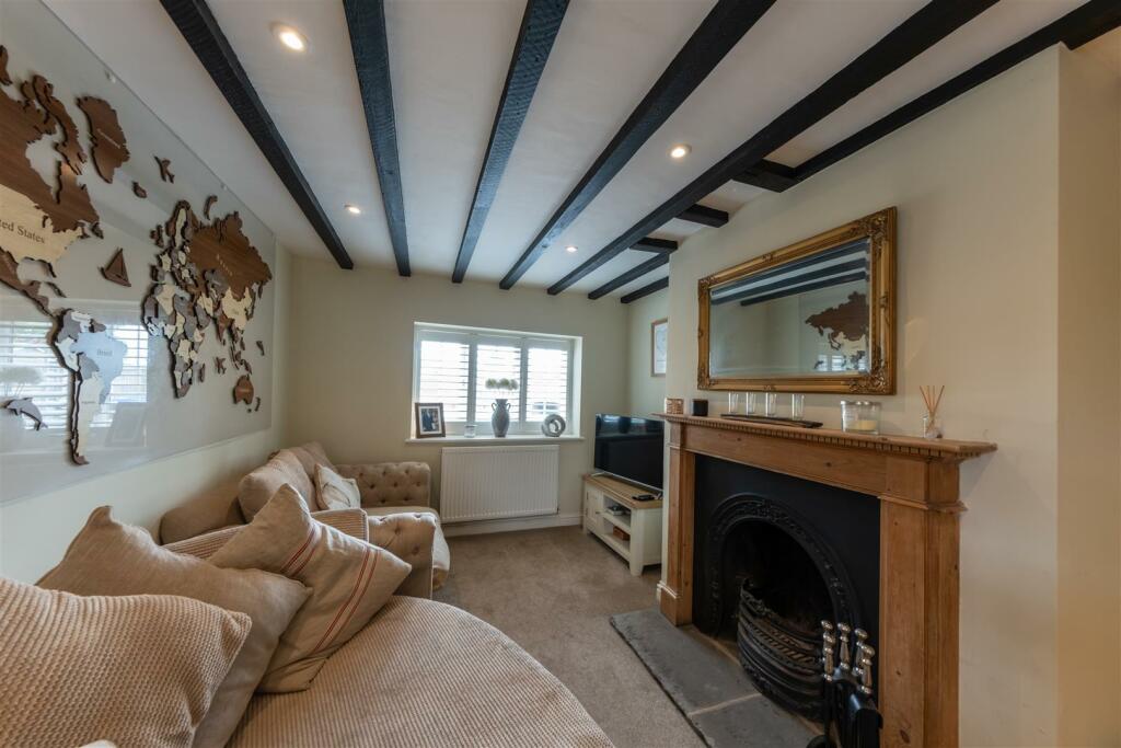 1 Woodbine Cottages-007.jpg