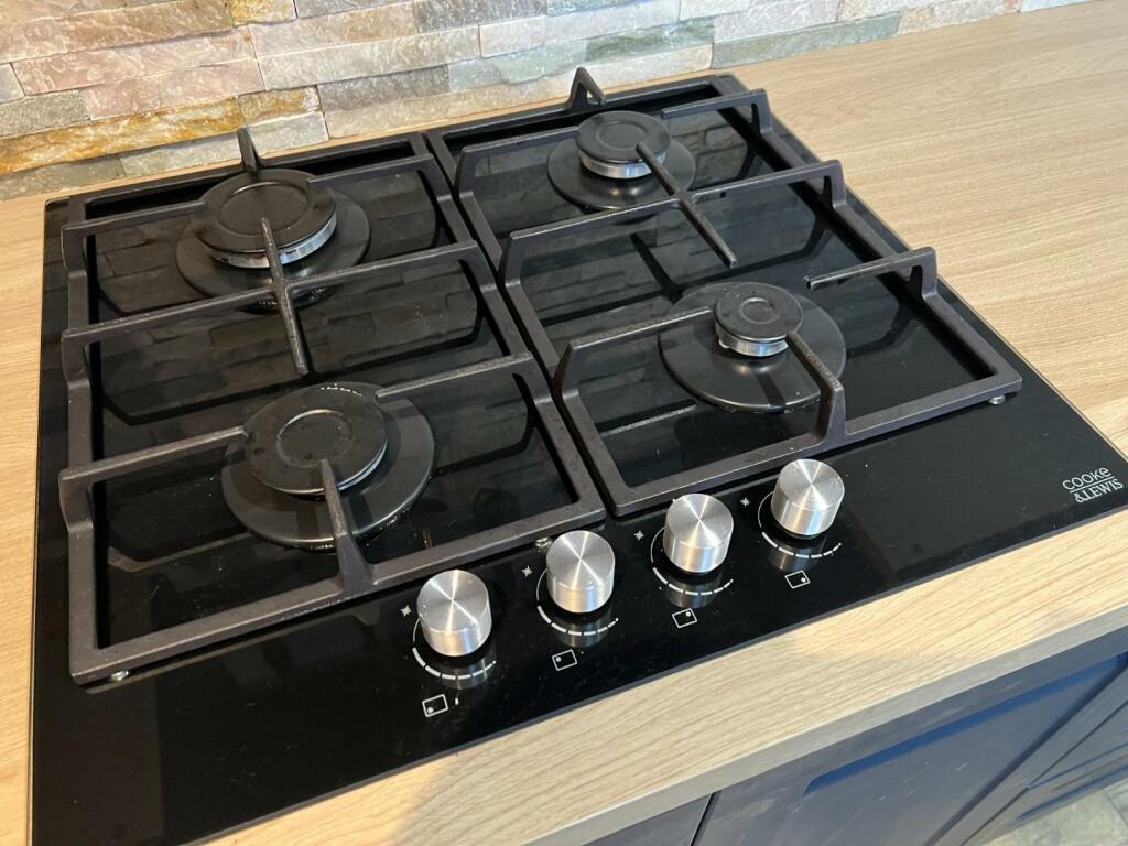 Rhuddlan Close Hob.JPG