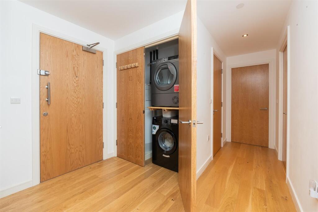 Apart-902-N1-Bristol-BS1-2NJ-11.jpg