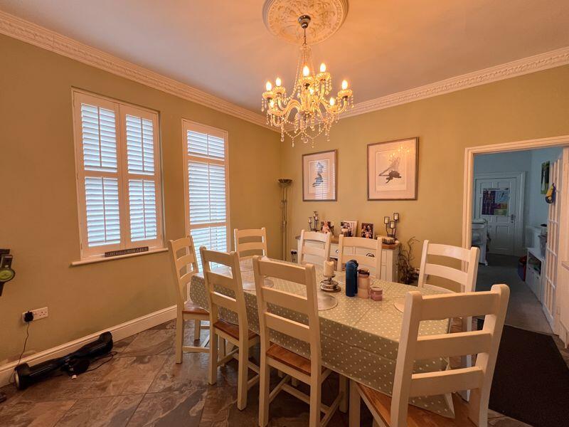 15 - Dining Room