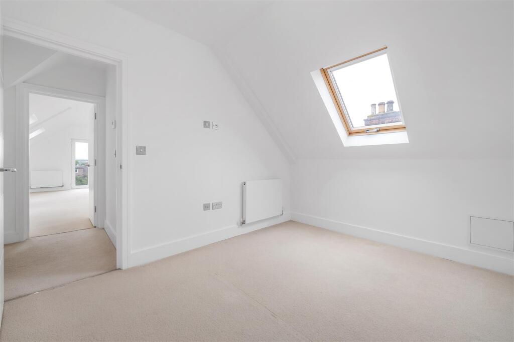 8 Sanderson Apartments-6.JPG