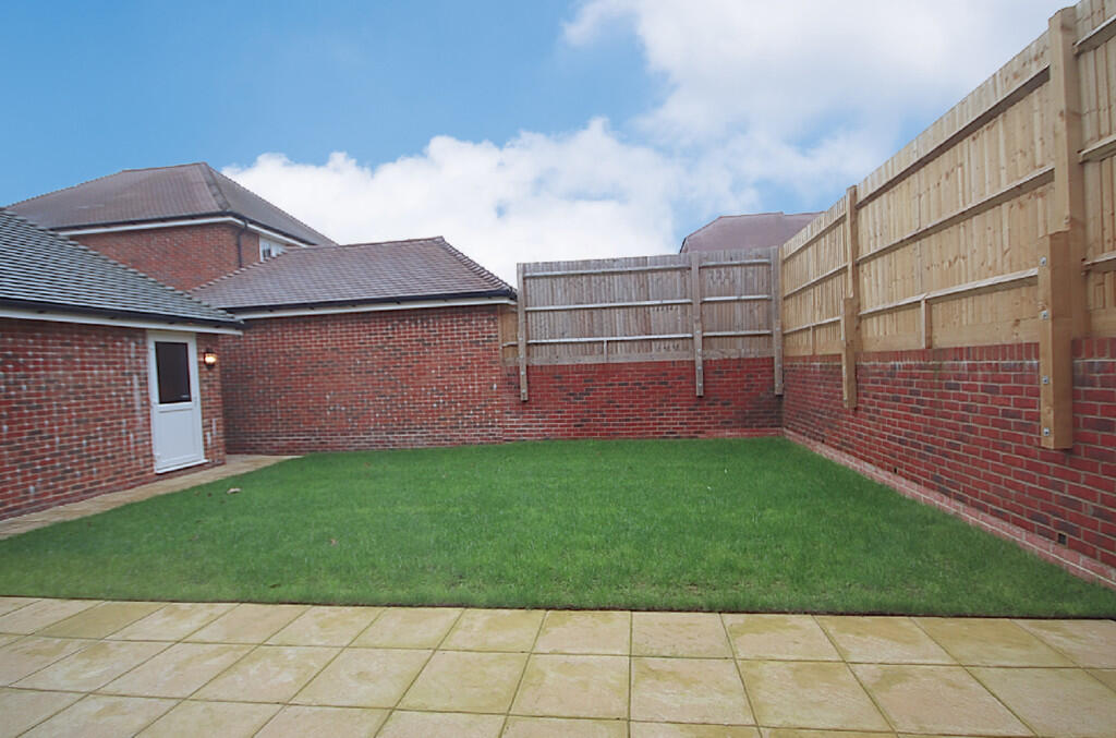 Screenshot 2025-0...