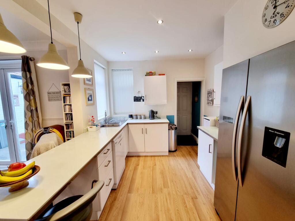 6aadff09-7fbd-4cf8-9a18-afafc509ca5e