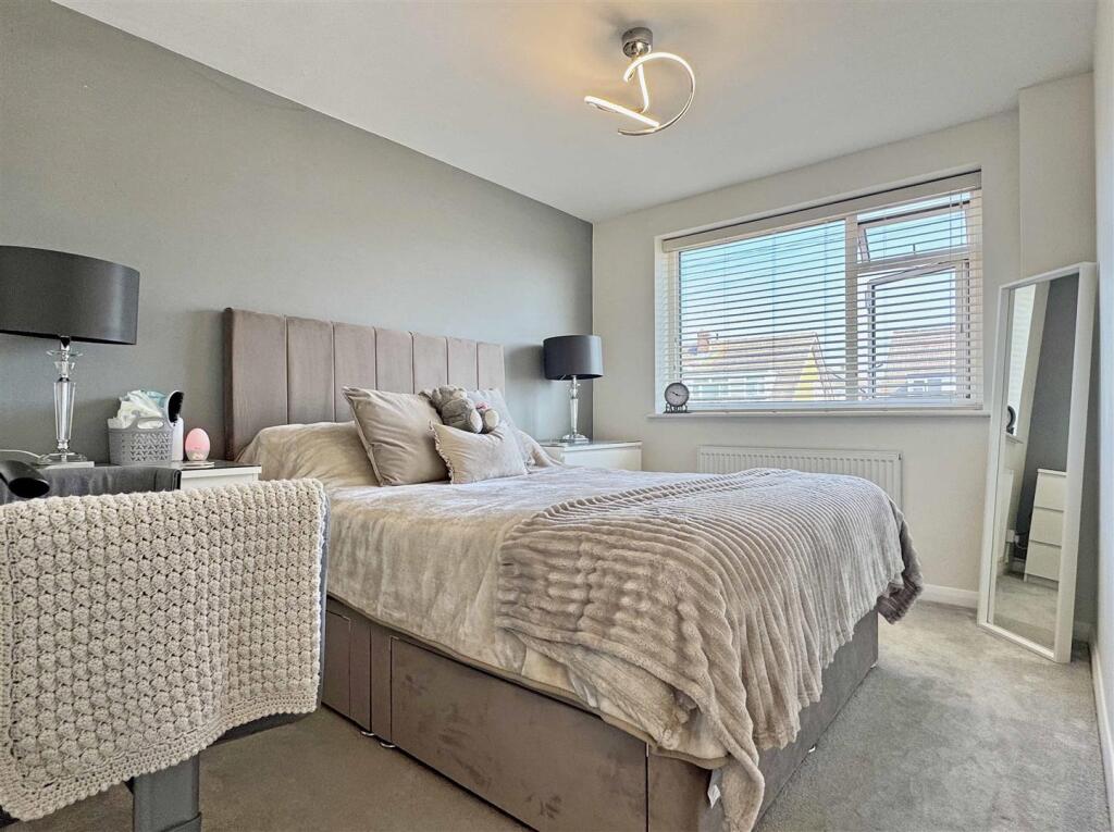 Master Bedroom.jpg