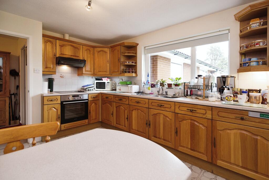 Kitchen/Breakfast