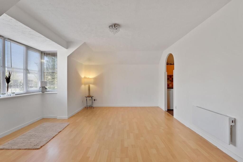 04-a1f5JHPropWpen - 99 Orchard Grove - 12 (1)-medi