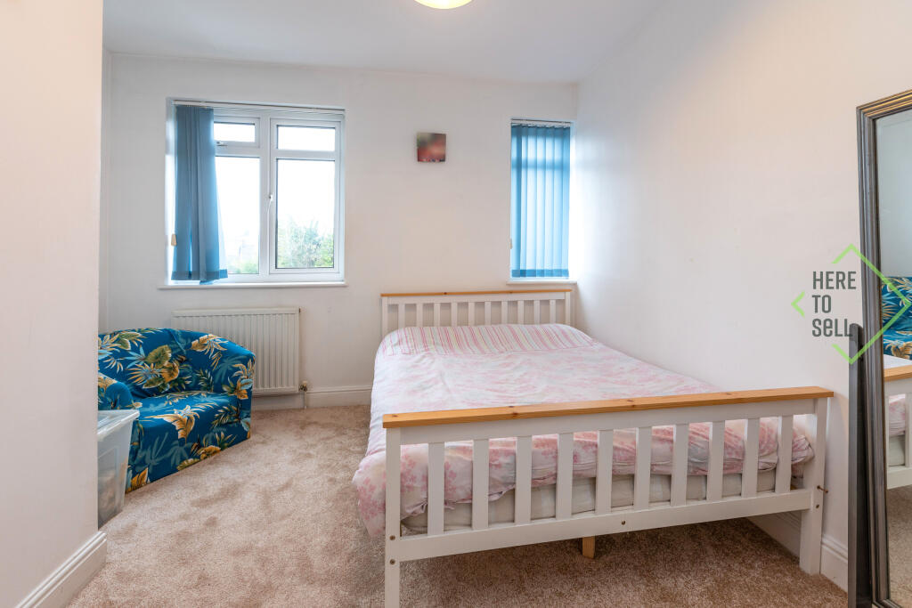 2nd Bedroom