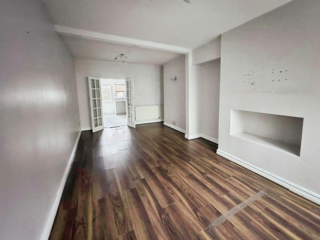 C898ea97-LONCAR-7 T202510031434.jpg