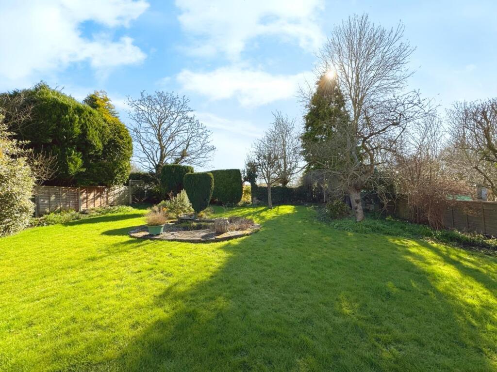 e8f69345-Garden.jpg